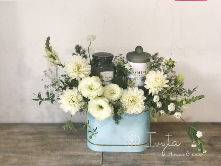 Hoa và nến thơm